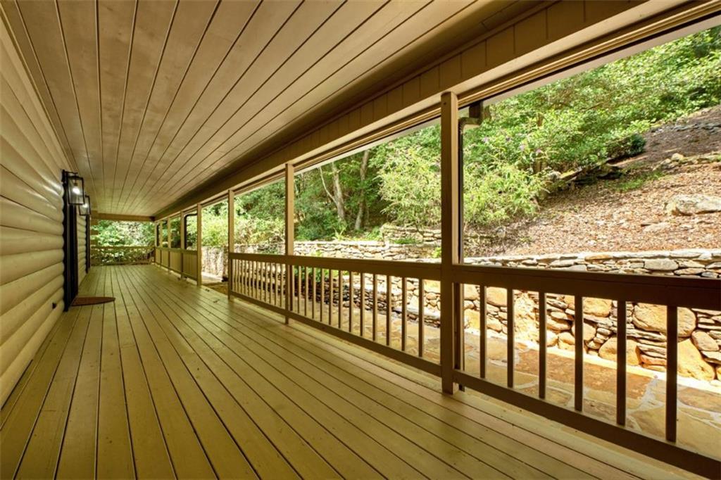 Ellijay, Georgia, 30536, United States, 3 Bedrooms Bedrooms, ,5 BathroomsBathrooms,Residential,Active,1933729