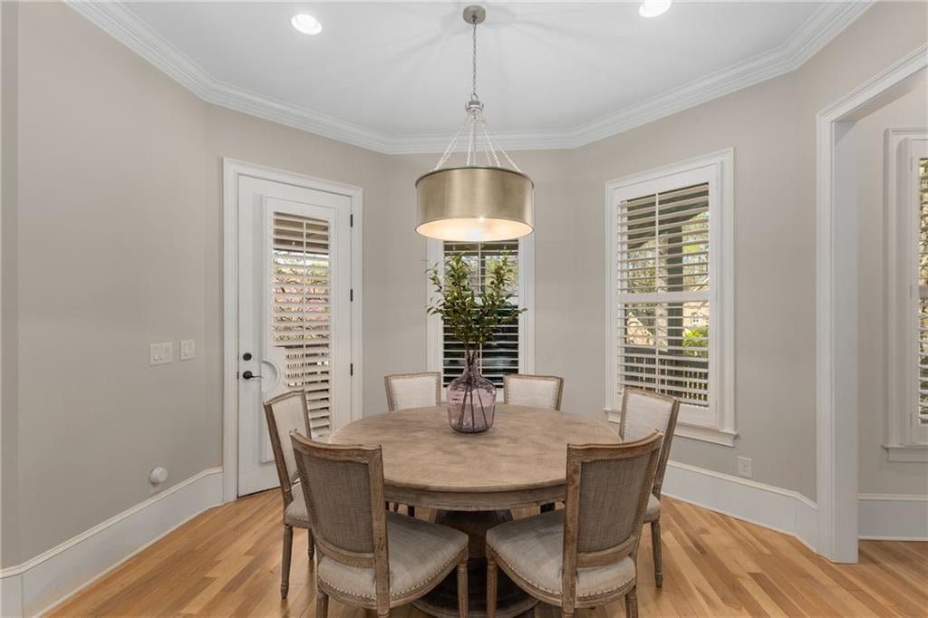 Peachtree Corners, Georgia, 30092, United States, 5 Bedrooms Bedrooms, ,4 BathroomsBathrooms,Residential,Active,1894514