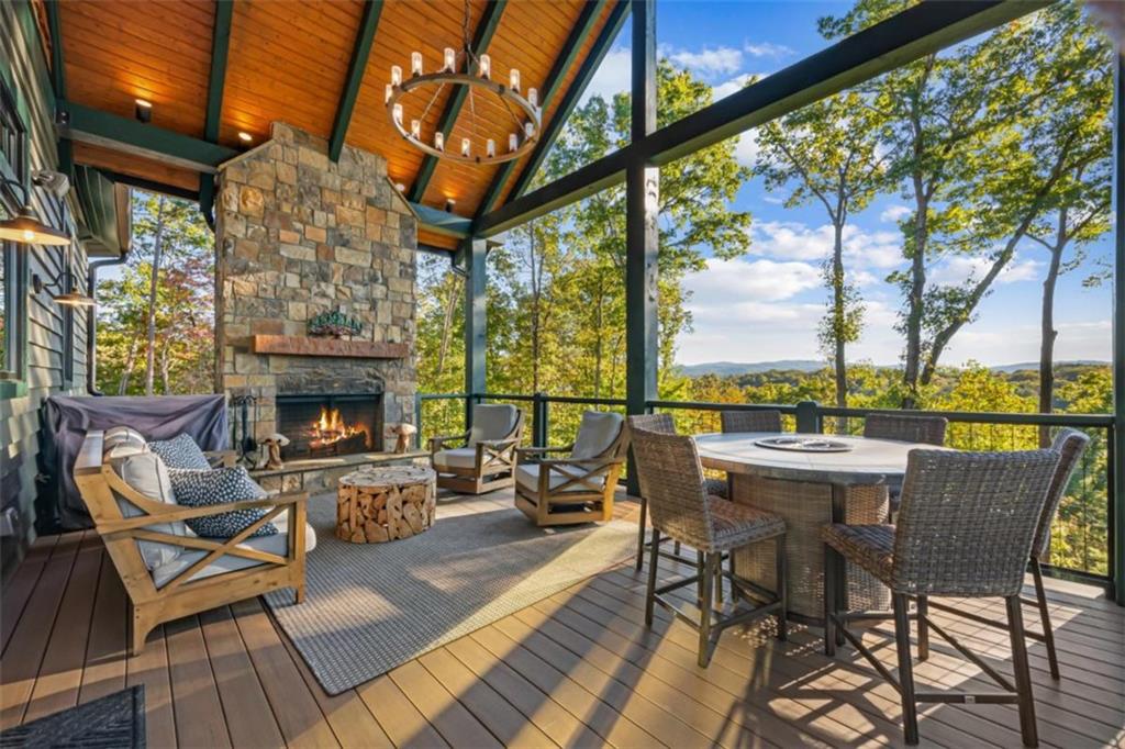 Ellijay, Georgia, 30536, United States, 3 Bedrooms Bedrooms, ,4 BathroomsBathrooms,Residential,Active,1968420