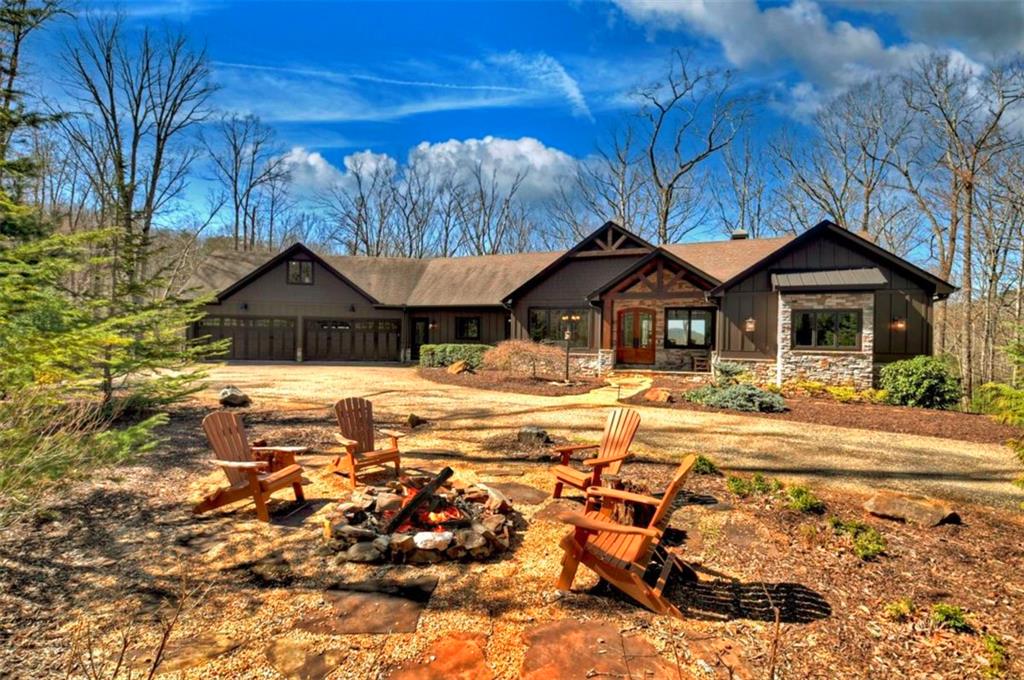 Ellijay, Georgia, 30536, United States, 5 Bedrooms Bedrooms, ,6 BathroomsBathrooms,Residential,Active,1954428