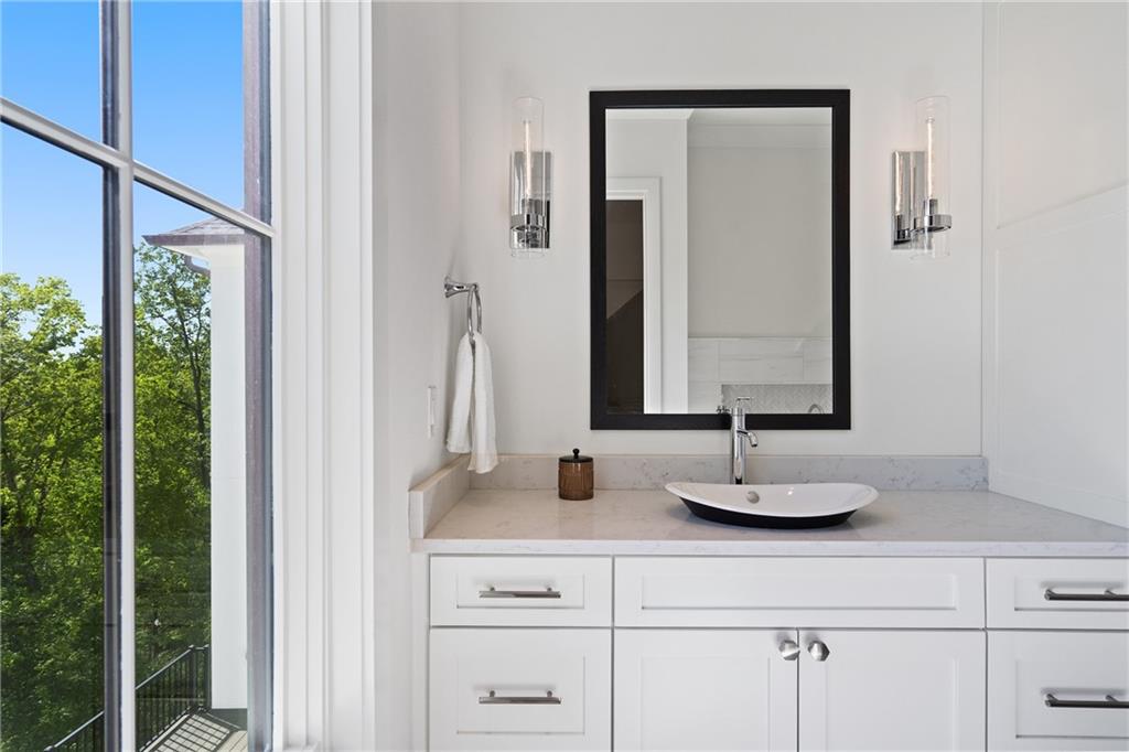 Johns Creek, Georgia, 30022, United States, ,6 BathroomsBathrooms,Residential,Active,1799401