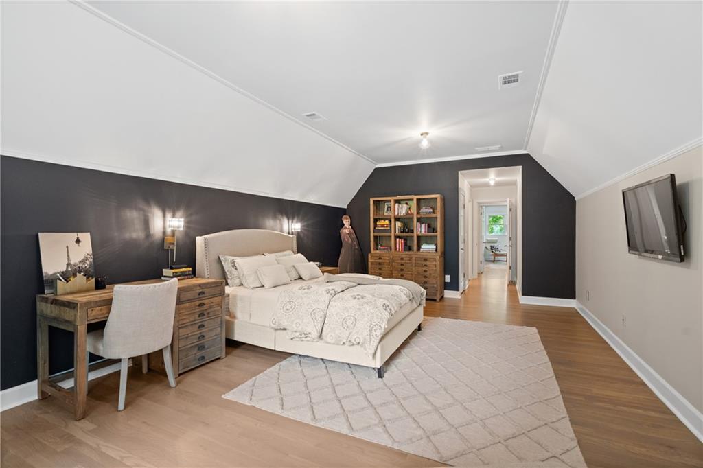 Johns Creek, Georgia, 30022, United States, 6 Bedrooms Bedrooms, ,5 BathroomsBathrooms,Residential,Active,1943809