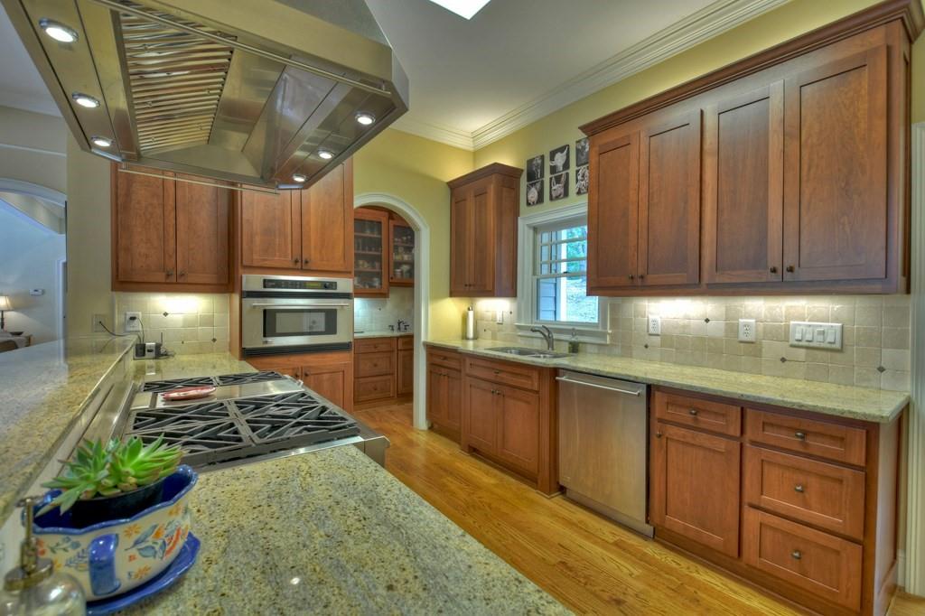 Ellijay, Georgia, 30536, United States, ,7 BathroomsBathrooms,Residential,Active,1824568