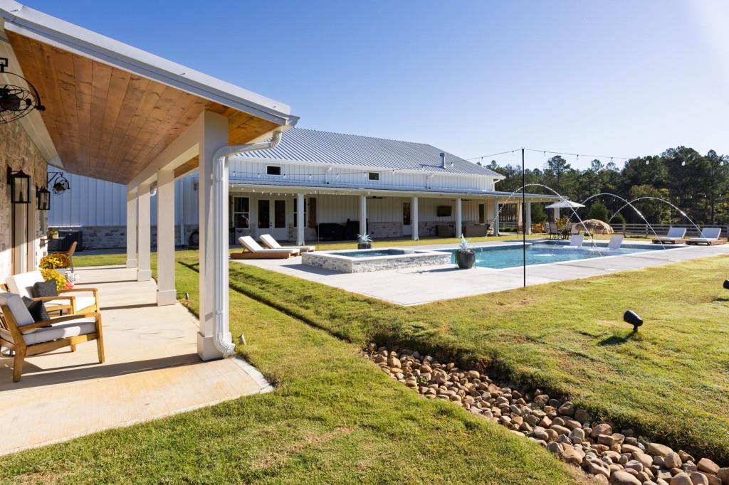 Rydal, Georgia, 30171, United States, 5 Bedrooms Bedrooms, ,5 BathroomsBathrooms,Residential,Active,1987269