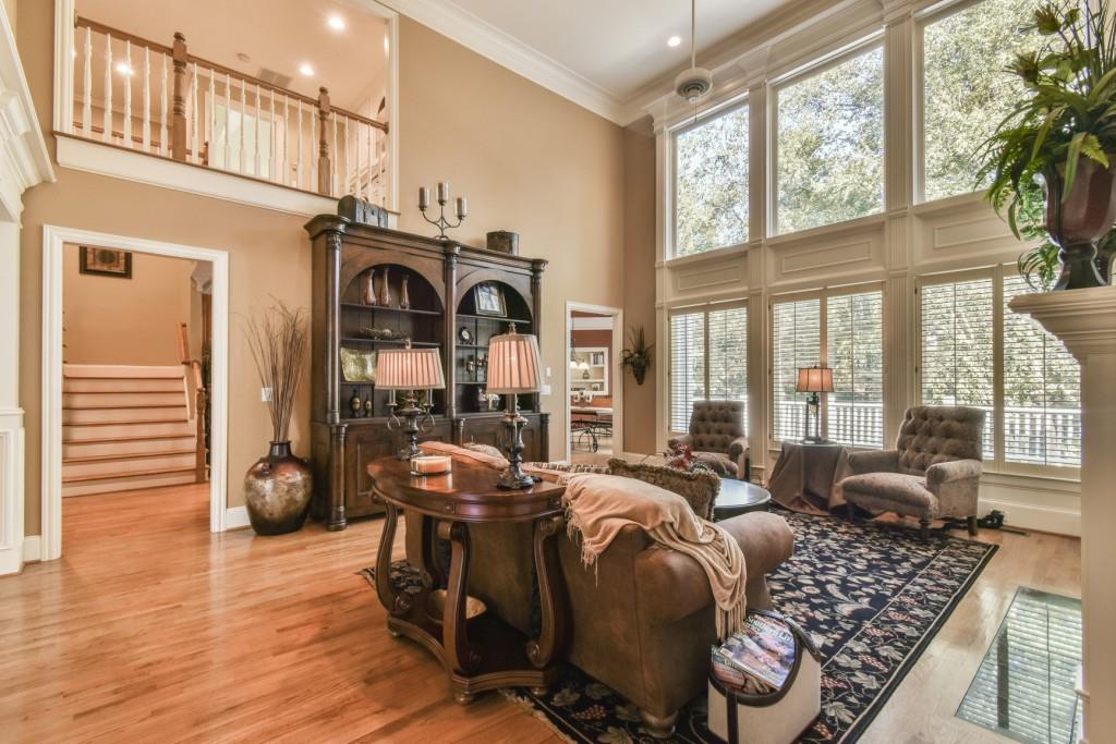 Suwanee, Georgia, 30024, United States, 5 Bedrooms Bedrooms, ,5 BathroomsBathrooms,Residential,Active,1970958