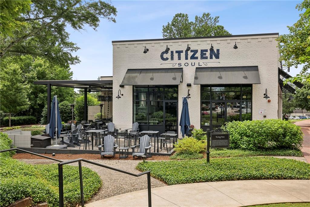 Alpharetta, Georgia, 30009, United States, 3 Bedrooms Bedrooms, ,4 BathroomsBathrooms,Residential,Active,1946317