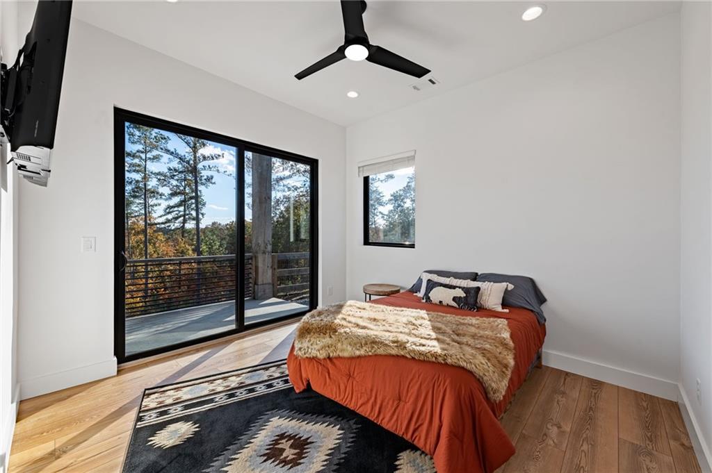 Ellijay, Georgia, 30540, United States, 4 Bedrooms Bedrooms, ,3 BathroomsBathrooms,Residential,Active,1988411