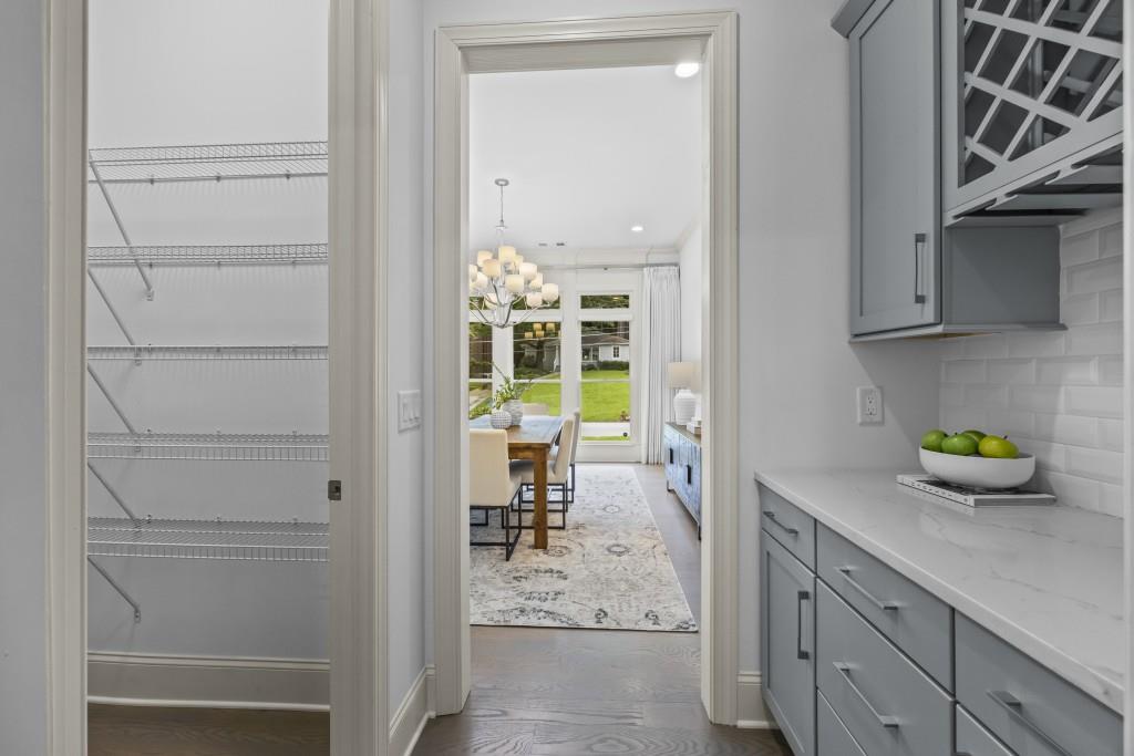 Atlanta, Georgia, 30306, United States, 4 Bedrooms Bedrooms, ,5 BathroomsBathrooms,Residential,Active,1964278