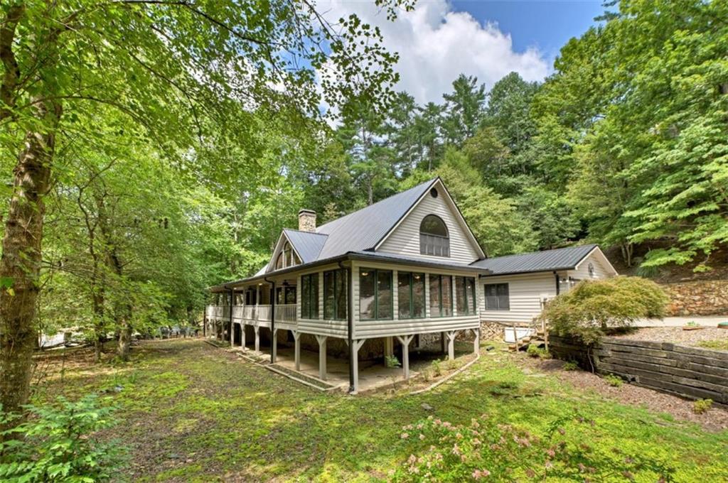 Ellijay, Georgia, 30536, United States, 3 Bedrooms Bedrooms, ,5 BathroomsBathrooms,Residential,Active,1933729