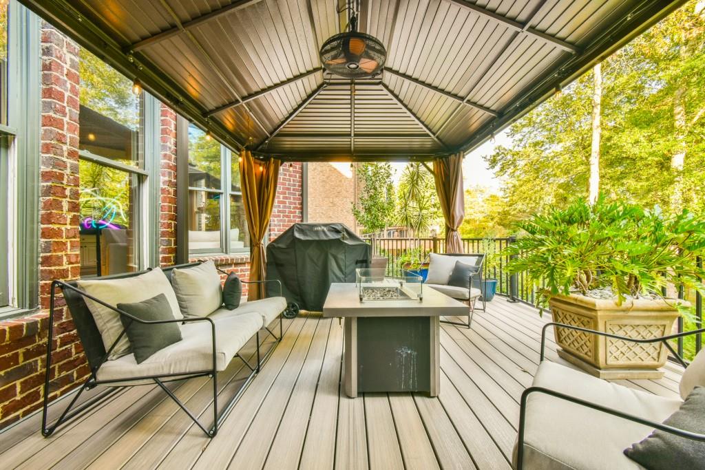 Hoschton, Georgia, 30548, United States, 5 Bedrooms Bedrooms, ,6 BathroomsBathrooms,Residential,Active,2011432