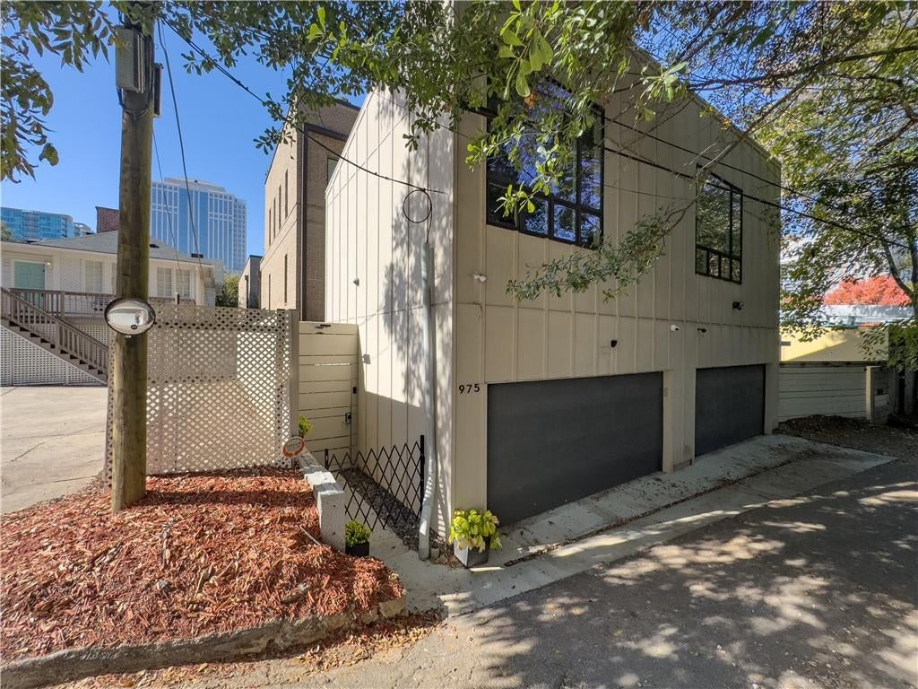 Atlanta, Georgia, 30309, United States, 3 Bedrooms Bedrooms, ,4 BathroomsBathrooms,Residential,Active,1997555