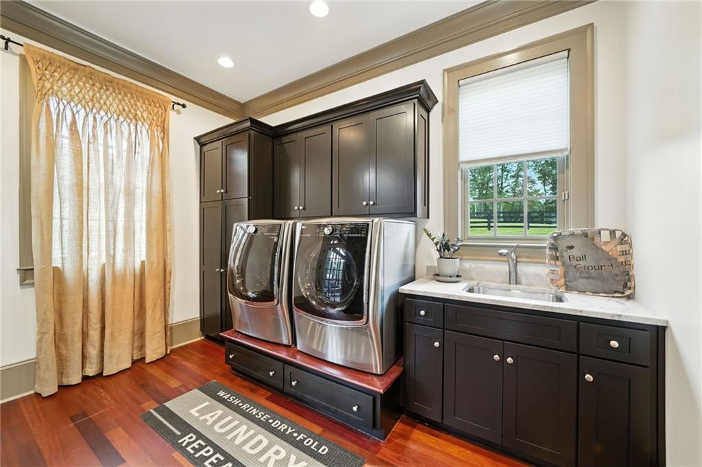 Ball Ground, Georgia, 30107, United States, 5 Bedrooms Bedrooms, ,6 BathroomsBathrooms,Residential,Active,1961964