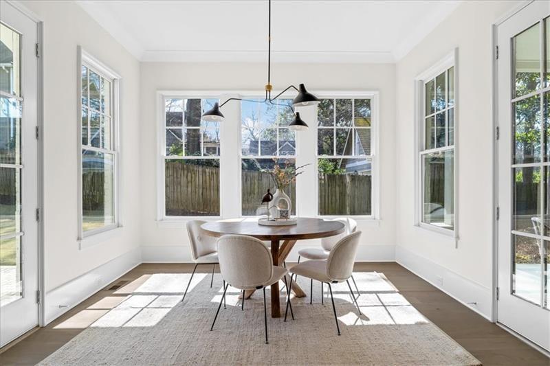 Atlanta, Georgia, 30309, United States, 4 Bedrooms Bedrooms, ,5 BathroomsBathrooms,Residential,Active,1997549