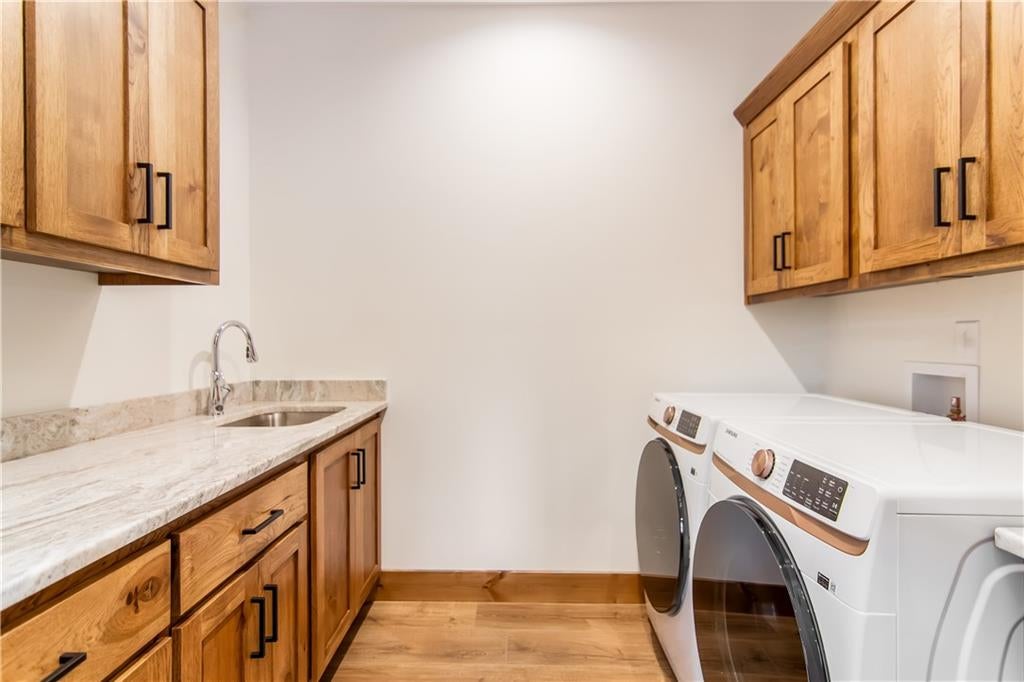 Talking Rock, Georgia, 30175, United States, 4 Bedrooms Bedrooms, ,3 BathroomsBathrooms,Residential,Active,2000221