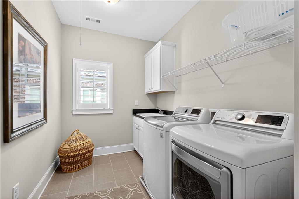 Berkeley Lake, Georgia, 30096, United States, 4 Bedrooms Bedrooms, ,6 BathroomsBathrooms,Residential,Active,2043849