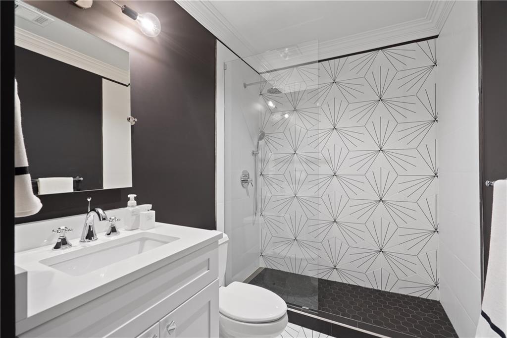 Johns Creek, Georgia, 30022, United States, 6 Bedrooms Bedrooms, ,5 BathroomsBathrooms,Residential,Active,1943809