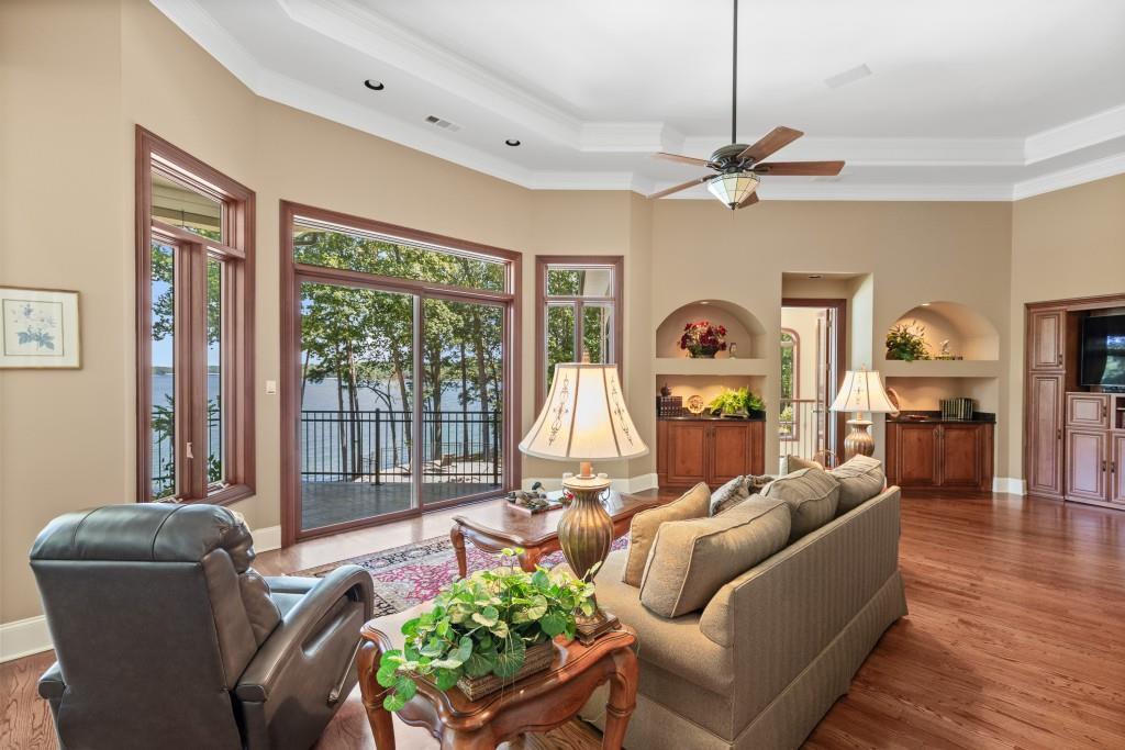 Flowery Branch, Georgia, 30542, United States, 4 Bedrooms Bedrooms, ,8 BathroomsBathrooms,Residential,Active,1929460