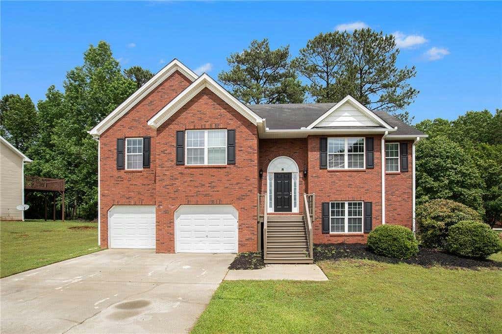 4300 SINGLETREE DR, DOUGLASVILLE, GA 30135, photo 1 of 25