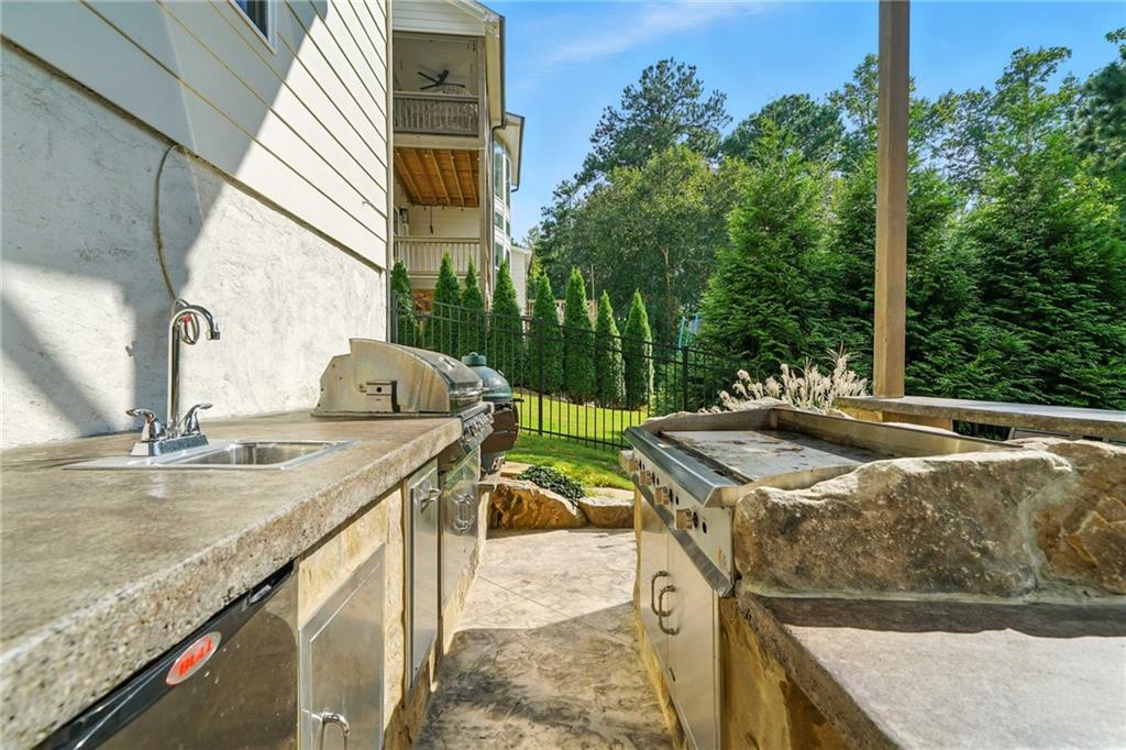 Canton, Georgia, 30115, United States, 7 Bedrooms Bedrooms, ,4 BathroomsBathrooms,Residential,Active,1936414