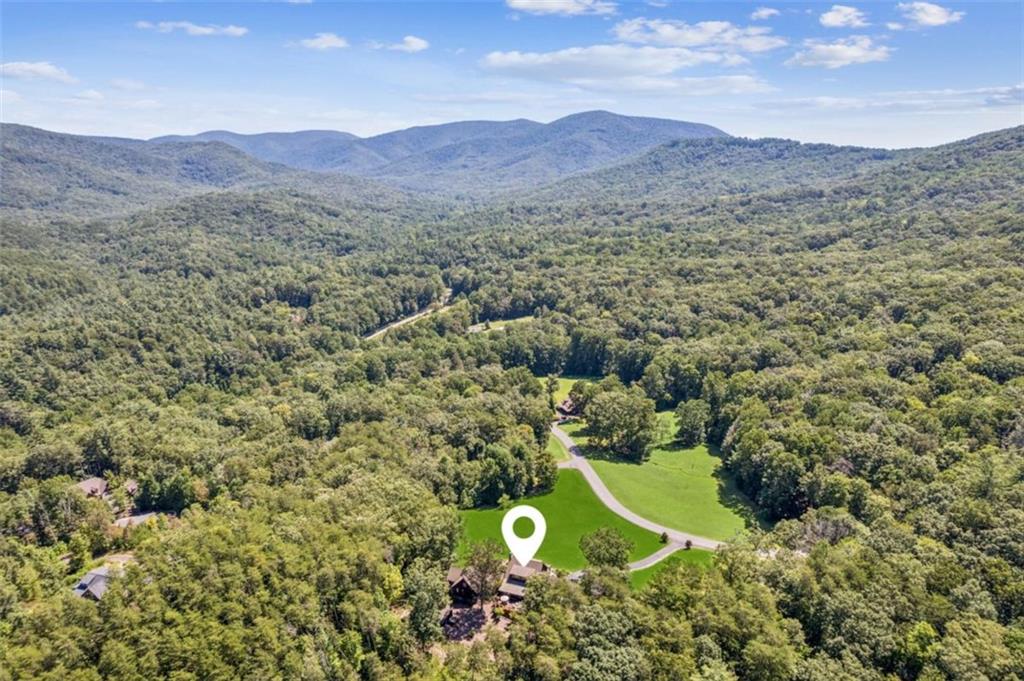 Ellijay, Georgia, 30536, United States, 3 Bedrooms Bedrooms, ,4 BathroomsBathrooms,Residential,Active,1929428