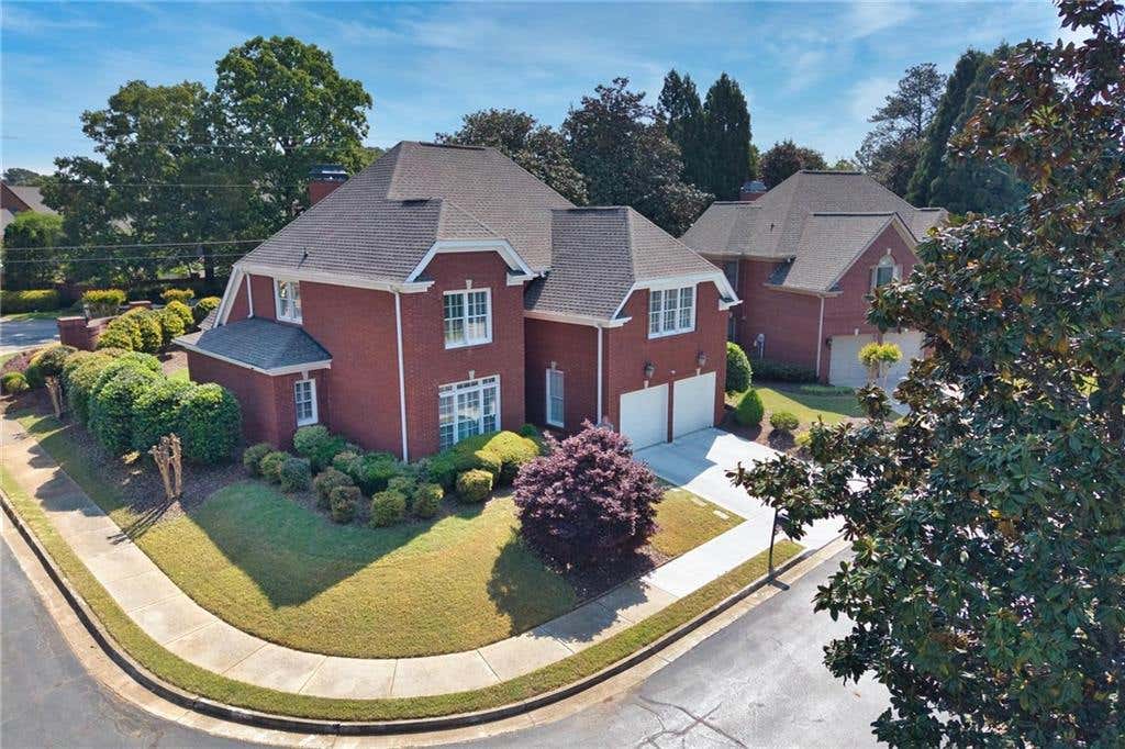 5249 MAGNOLIA WALK Cir  