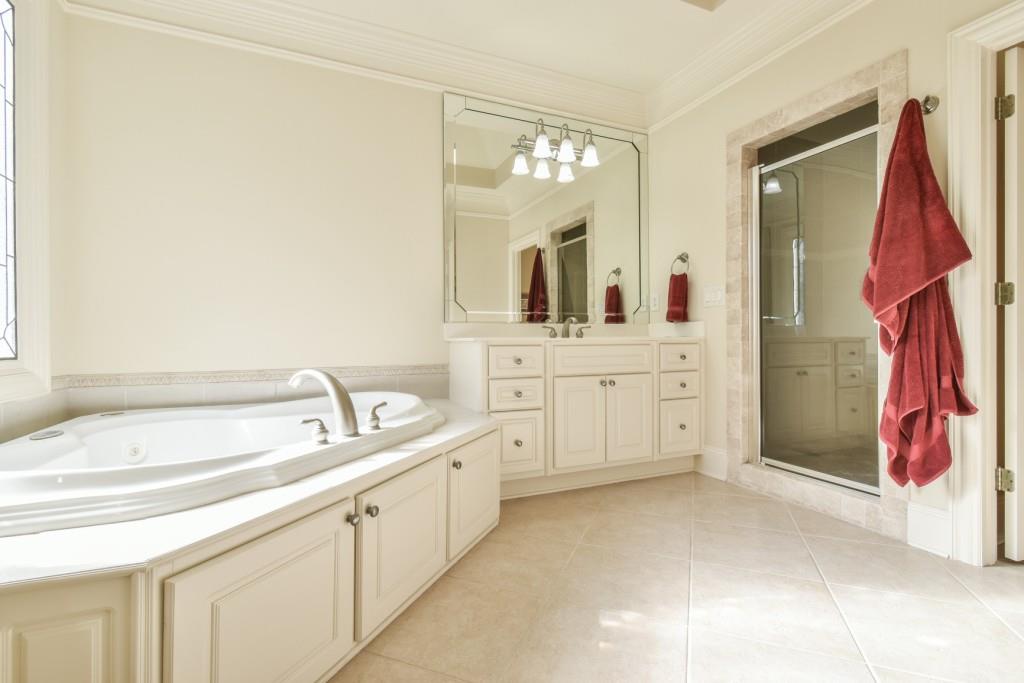 Suwanee, Georgia, 30024, United States, 5 Bedrooms Bedrooms, ,5 BathroomsBathrooms,Residential,Active,1970958