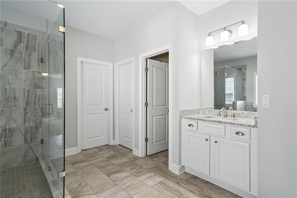 Canton, Georgia, 30115, United States, 7 Bedrooms Bedrooms, ,4 BathroomsBathrooms,Residential,Active,1936414