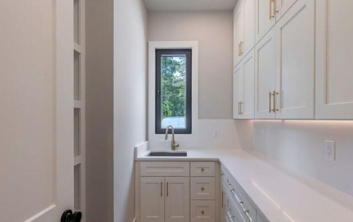 Cumming, Georgia, 30041, United States, 4 Bedrooms Bedrooms, ,5 BathroomsBathrooms,Residential,Active,1945845