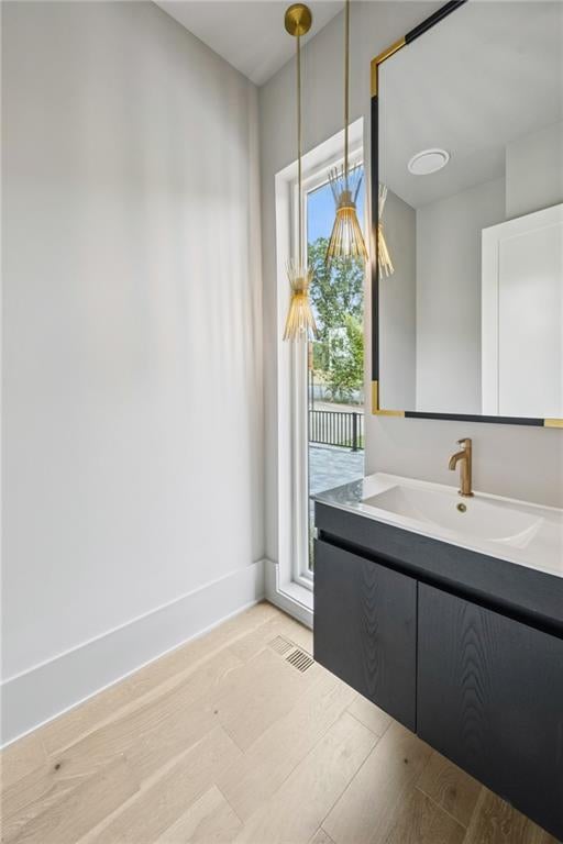 Atlanta, Georgia, 30308, United States, 4 Bedrooms Bedrooms, ,5 BathroomsBathrooms,Residential,Pending,1997548