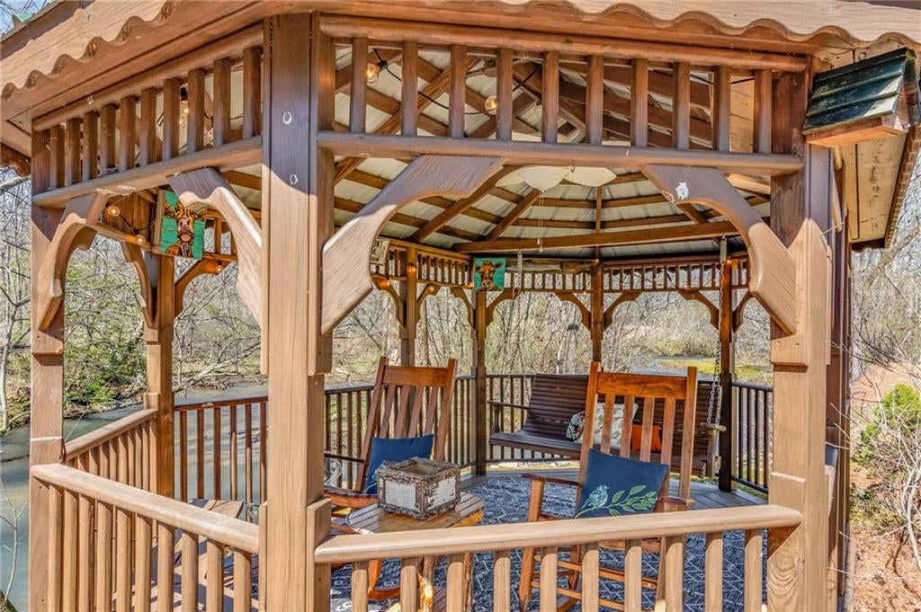 Ellijay, Georgia, 30540, United States, 4 Bedrooms Bedrooms, ,3 BathroomsBathrooms,Residential,Active,1968102
