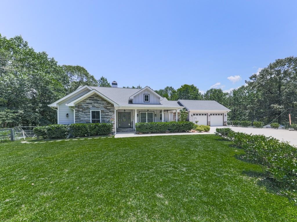 Ellijay, Georgia, 30540, United States, 4 Bedrooms Bedrooms, ,5 BathroomsBathrooms,Residential,Active,1913024