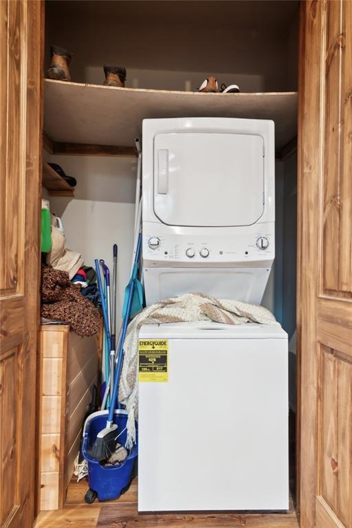 Ellijay, Georgia, 30540, United States, ,4 BathroomsBathrooms,Residential,Active,1718425