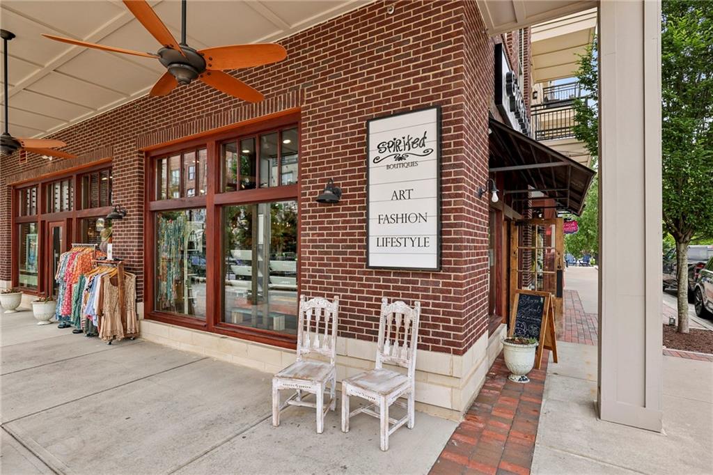 Alpharetta, Georgia, 30009, United States, 3 Bedrooms Bedrooms, ,4 BathroomsBathrooms,Residential,Active,1946317