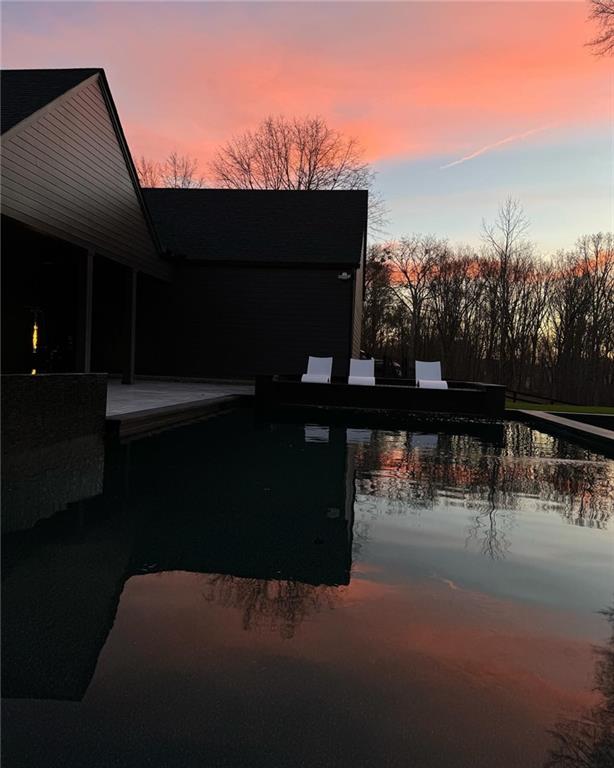 Canton, Georgia, 30115, United States, 4 Bedrooms Bedrooms, ,5 BathroomsBathrooms,Residential,Active,1997565