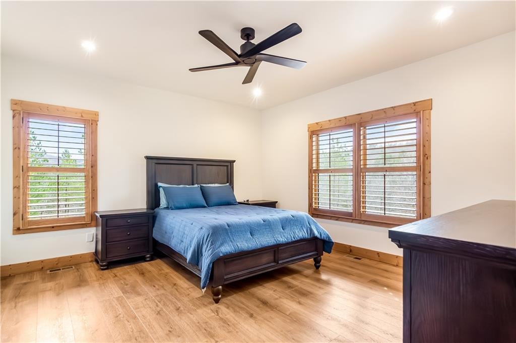 Talking Rock, Georgia, 30175, United States, 4 Bedrooms Bedrooms, ,3 BathroomsBathrooms,Residential,Active,2000221