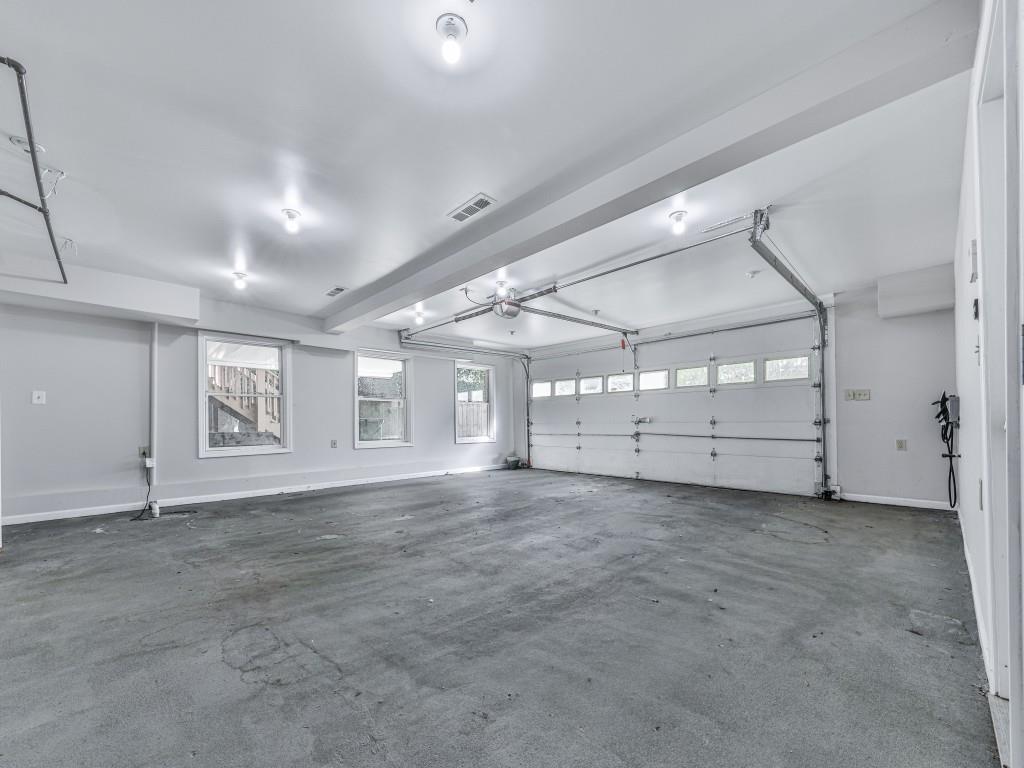 Atlanta, Georgia, 30305, United States, 5 Bedrooms Bedrooms, ,6 BathroomsBathrooms,Residential,Active,1988481