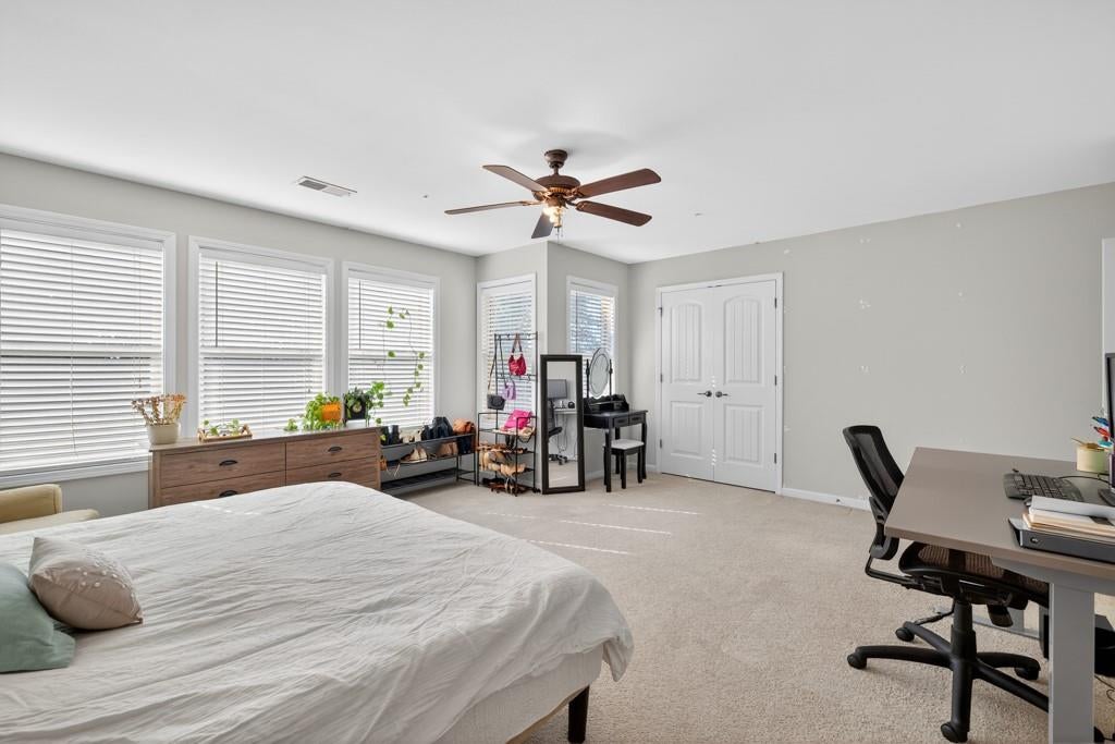 Flowery Branch, Georgia, 30542, United States, 6 Bedrooms Bedrooms, ,6 BathroomsBathrooms,Residential,Active,1897984