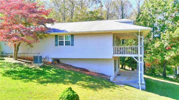 383 MORGAN DR, HIAWASSEE, GA 30546, photo 4 of 25