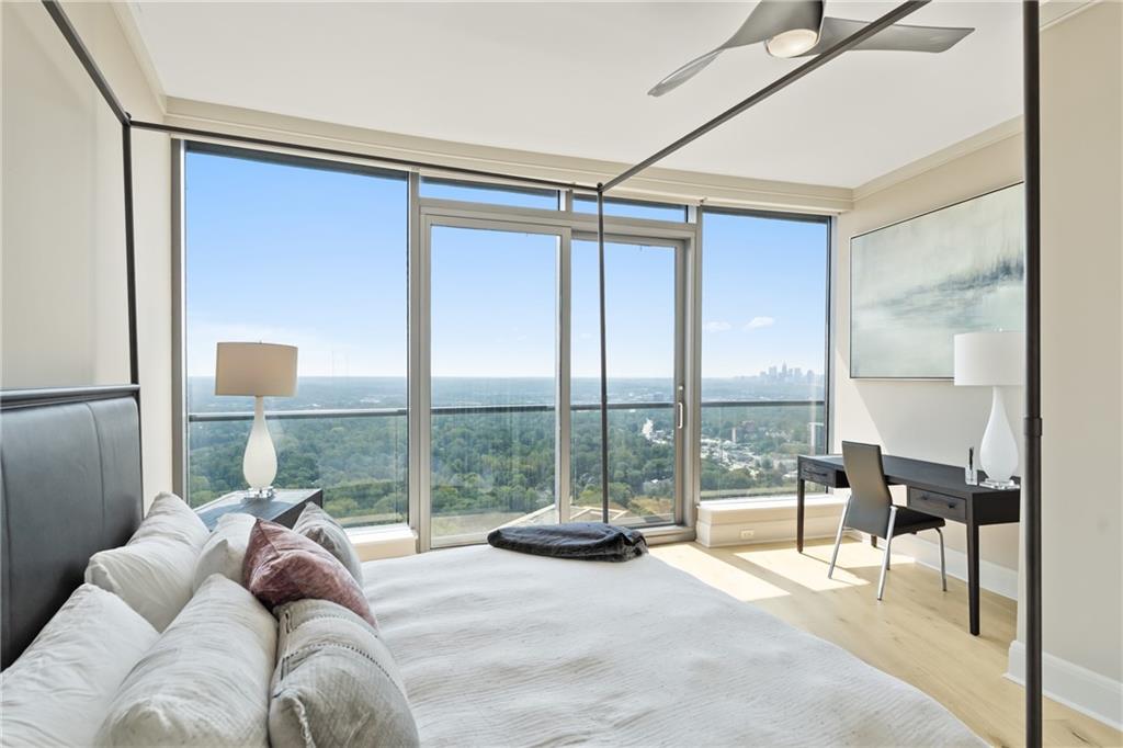 Atlanta, Georgia, 30326, United States, 2 Bedrooms Bedrooms, ,3 BathroomsBathrooms,Residential,Active,1945302