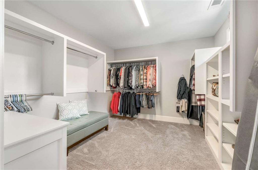 Flowery Branch, Georgia, 30542, United States, 5 Bedrooms Bedrooms, ,7 BathroomsBathrooms,Residential,Active,1936617