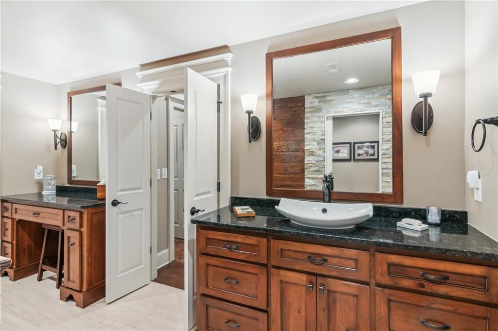 Big Canoe, Georgia, 30143, United States, 5 Bedrooms Bedrooms, ,6 BathroomsBathrooms,Residential,Active,1997551