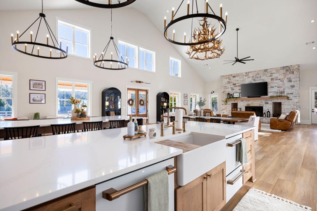 Rydal, Georgia, 30171, United States, 5 Bedrooms Bedrooms, ,5 BathroomsBathrooms,Residential,Active,1987269