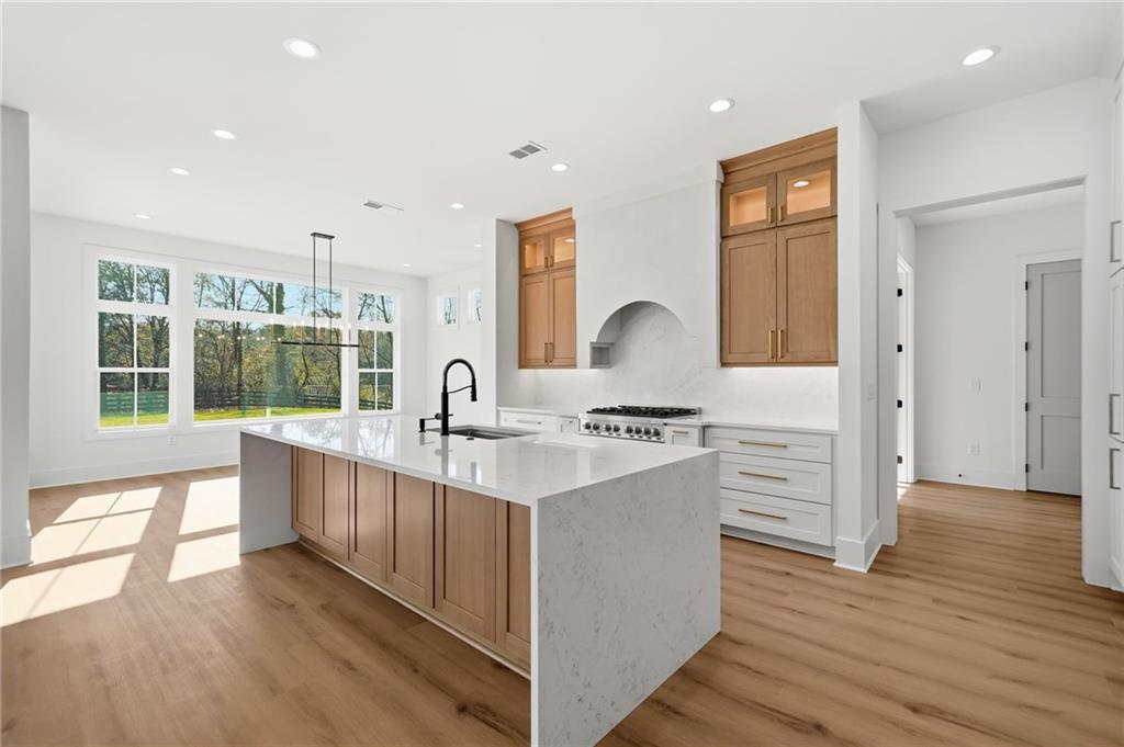 Canton, Georgia, 30115, United States, 5 Bedrooms Bedrooms, ,4 BathroomsBathrooms,Residential,Active,2001340