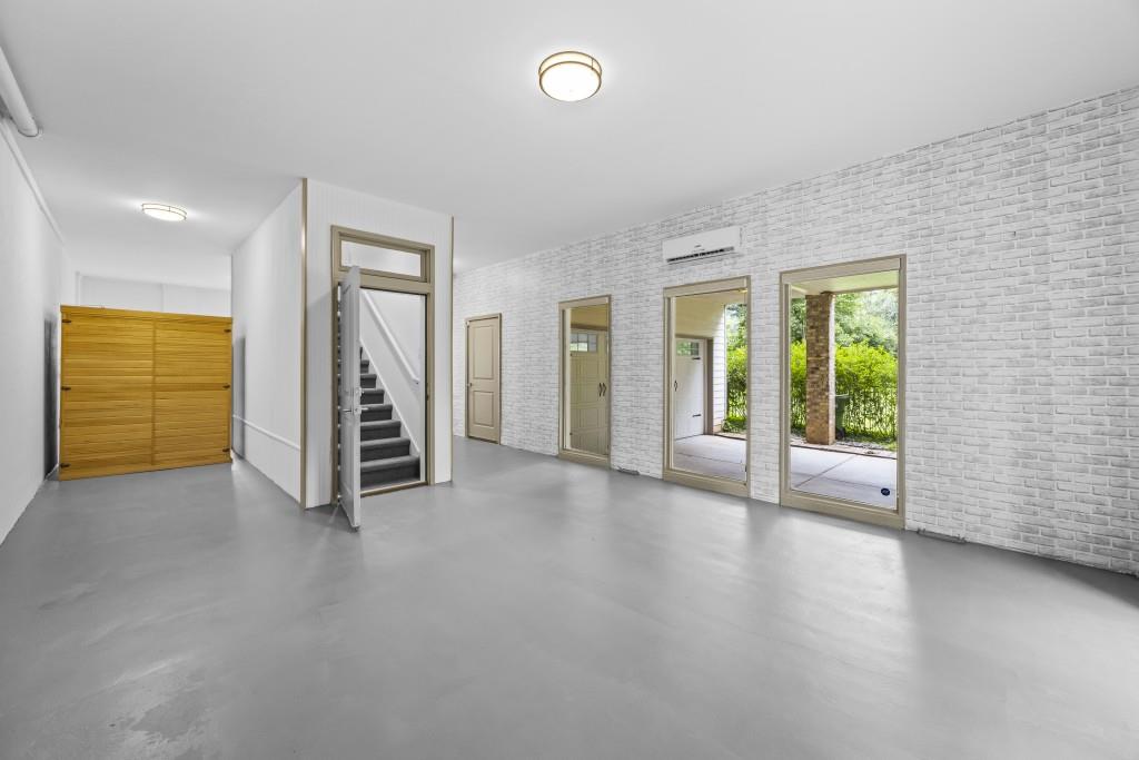 Atlanta, Georgia, 30306, United States, 4 Bedrooms Bedrooms, ,5 BathroomsBathrooms,Residential,Active,1964278