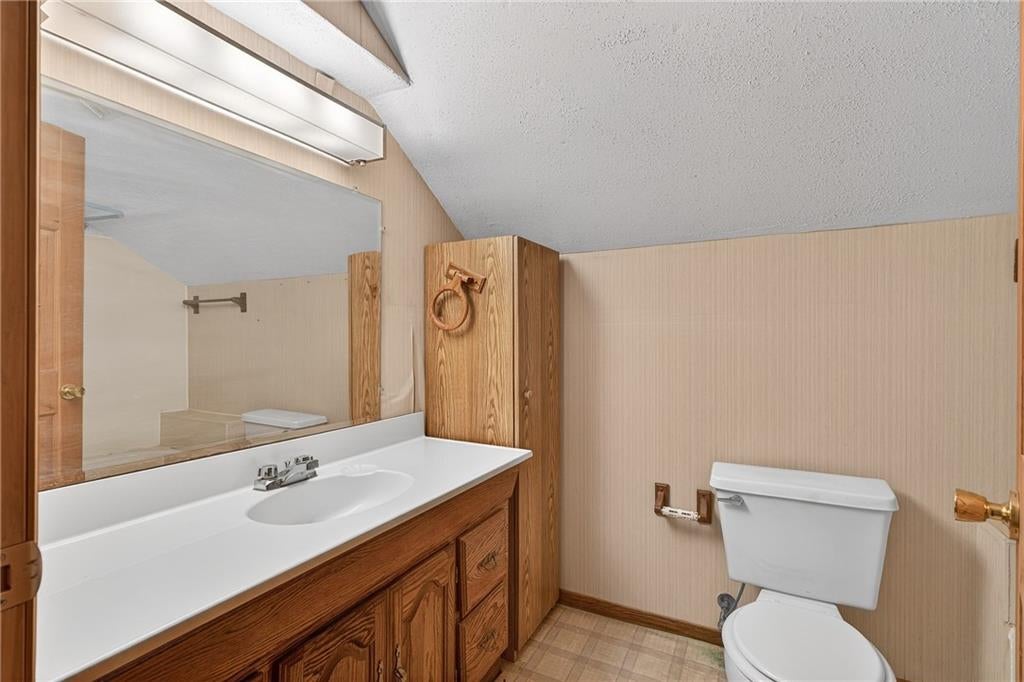 Dahlonega, Georgia, 30533, United States, 5 Bedrooms Bedrooms, ,4 BathroomsBathrooms,Residential,Active,2044539