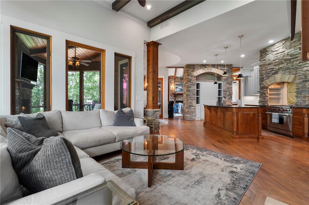 Big Canoe, Georgia, 30143, United States, 5 Bedrooms Bedrooms, ,5 BathroomsBathrooms,Residential,Active,1997553