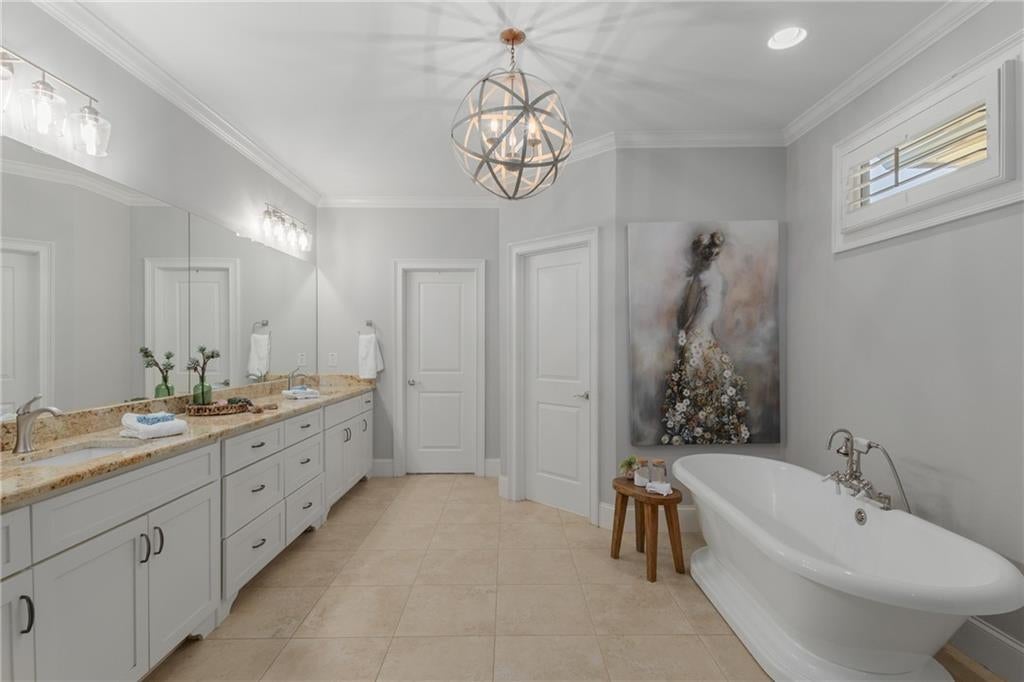Peachtree Corners, Georgia, 30092, United States, 5 Bedrooms Bedrooms, ,4 BathroomsBathrooms,Residential,Active,1894514
