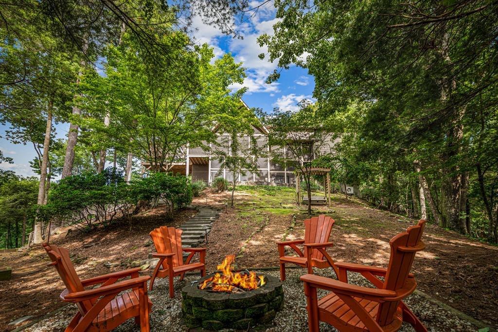 Ellijay, Georgia, 30536, United States, 4 Bedrooms Bedrooms, ,3 BathroomsBathrooms,Residential,Active,1867935