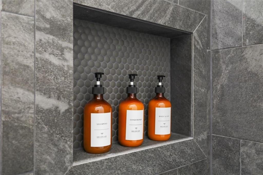 Mineral Bluff, Georgia, 30559, United States, 4 Bedrooms Bedrooms, ,4 BathroomsBathrooms,Residential,Active,2006866