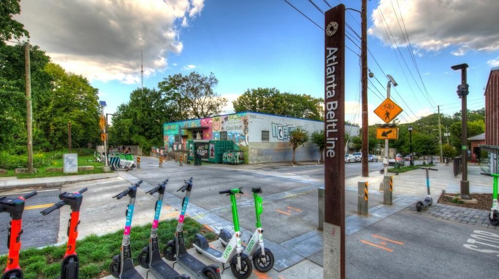 Atlanta, Georgia, 30308, United States, 4 Bedrooms Bedrooms, ,5 BathroomsBathrooms,Residential,Pending,1997548